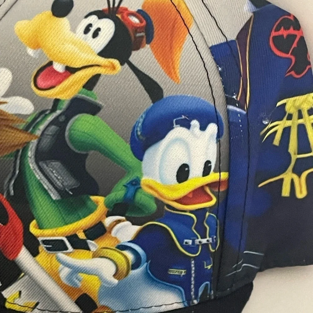 KINGDOM HEARTS SNAPBACK HAT DISNEY WRAP-AROUND MICKEY GOOFY SORA DONALD
